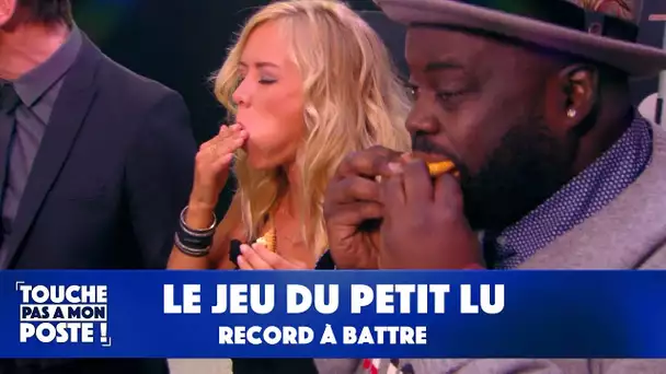 Le record du monde du nombre de Petit LU mangé en  moins d'une minute sera-t-il battu ? - TPMP