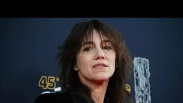 PHOTO Charlotte Gainsbourg : l'hommage touchant à son père Serge sur Instagram