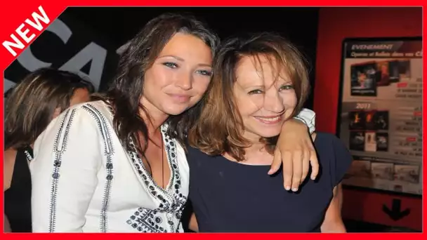 ✅  Nathalie Baye : Instagram ferme son compte, Laura Smet donne la raison