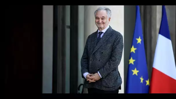 EXTRAIT - Jacques Attali : "La Chine est un désastre dans la gestion de sa crise"