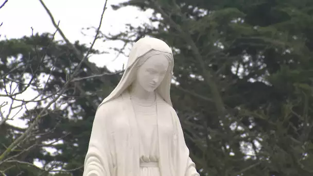 La statue de vierge doit bouger sur l'île de Ré