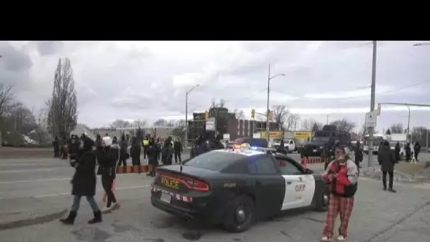 Canada : le pont Ambassador rouvert après l'expulsion des manifestants