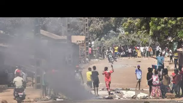 En Guinée, l'opposition appelle à intensifier les manifestations malgré le report du référendum