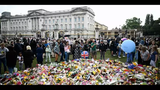 «Tout le monde vient ici» : Londres se prépare à accueillir le cercueil d'Elizabeth II