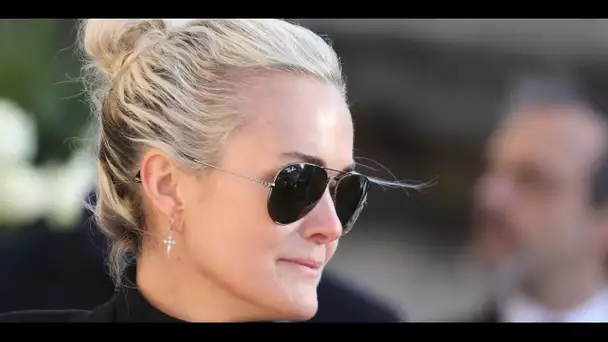 «Il devait énormément d’argent au fisc» : Laeticia Hallyday raconte ses débuts de relation chaoti…