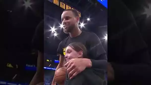 Look at Curry! Shares special moment with Young Fan! 😁| #Shorts