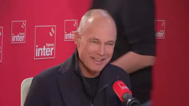 "Un avion qui pourra voler même sans soleil" : le nouveau projet de Bertrand Piccard