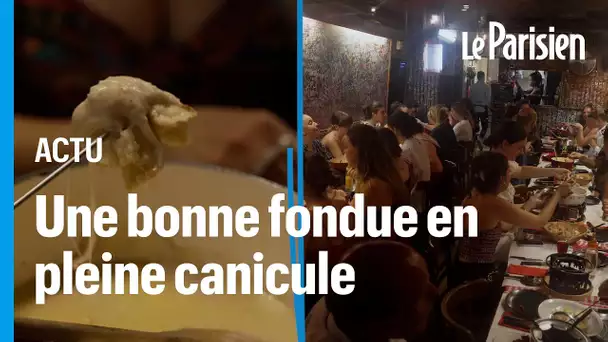 Ils mangent de la fondue en pleine canicule à Paris