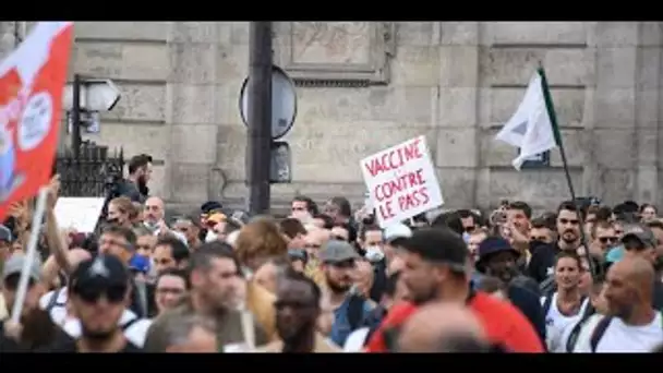 Manifestations anti-pass sanitaire : les contestataires croient à une "montée en puissance"