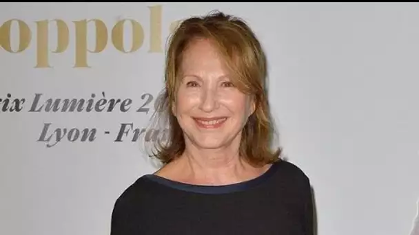 Nathalie Baye in love d'un ministre rencontré à Saint-Tropez...