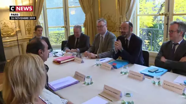 Réforme des retraites : Edouard Philippe défend le projet d'un système universel