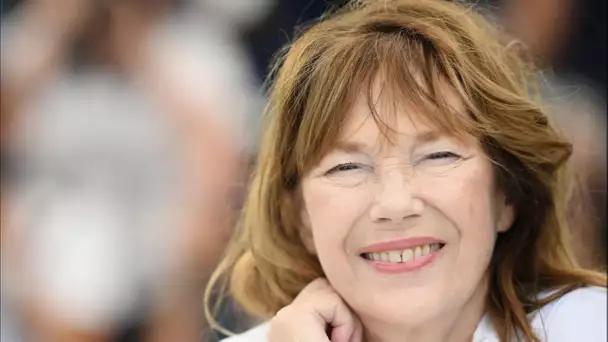 Obsèques de Jane Birkin : ses fans se recueillent en se remémorant ses musiques cultes