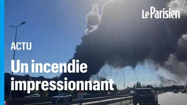 Spectaculaire incendie dans un entrepôt du marché de Rungis