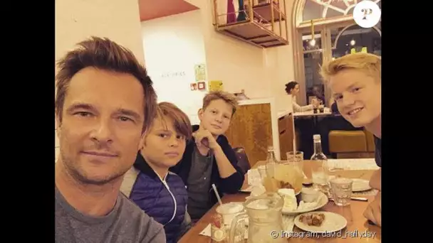 David Hallyday évoque son fils avec fierté dans « On est presque en direct »