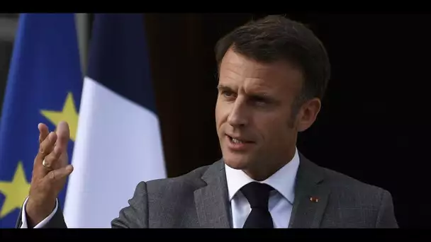 Emmanuel Macron fait sa rentrée politique et donnera le coup d'envoi dans la presse