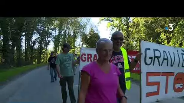 Béarn : manifestation contre un projet de gravière à Abos