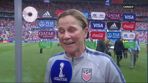 La réaction de Jill Ellis après la finale