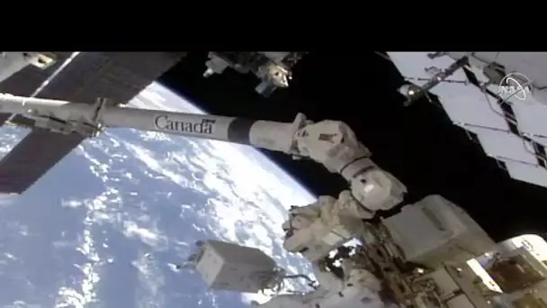 Sortie dans l'espace pour deux cosmonautes russes de l'ISS