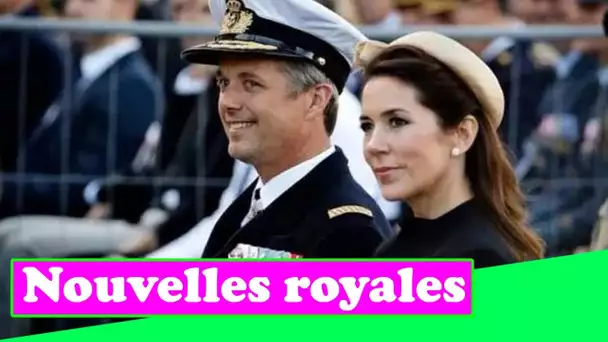 Le prince héritier et la princesse célèbrent la Journée du drapeau national en déposant des couronne