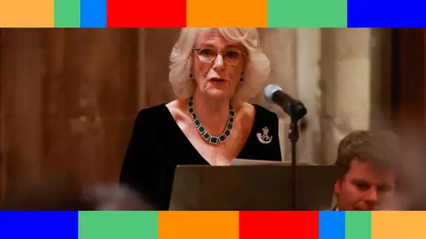 Camilla Parker Bowles scintillante  elle ressort sa sublime parure d'émeraudes pour une prestigieus