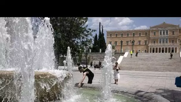 La Grèce appâte les jeunes pour les inciter à se faire vacciner contre le Covid-19