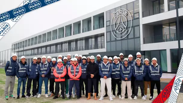 The Parisians visit the new 𝐏𝐒𝐆 𝐂𝐀𝐌𝐏𝐔𝐒 ❤️💙