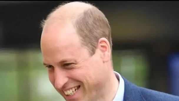 "Regardez-moi ces muscles !" : le prince William en plein vaccin font saliver la Toile...