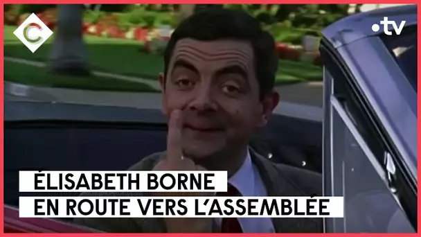 Images exclusives d’Élisabeth Borne en route vers l’Assemblée - L’ABC - C à Vous - 16/03/2023