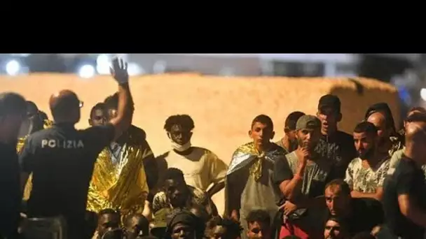 Migrants à Lampedusa : l'opposition de droite fustige la politique migratoire européenne