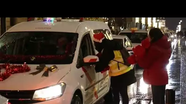 Des taxis espagnols jouent au Père Noël