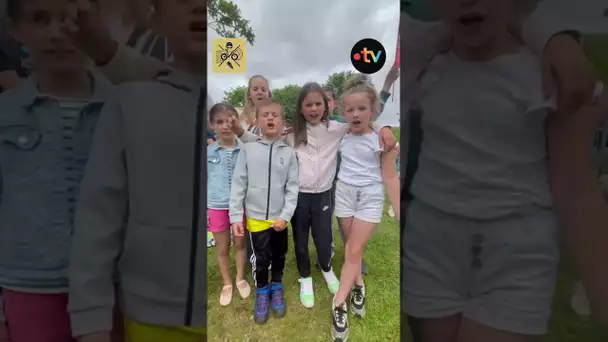 Paris 2024 : les enfants chantent pour le passage de la flamme olympique à Vertou