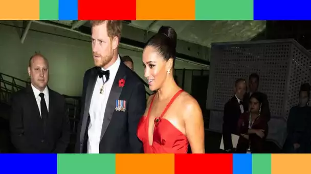 👑  PHOTO – Meghan Markle et Harry hautement chics pour recevoir une belle récompense