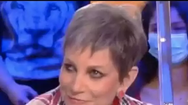 "Tr*u du c*l", "tu crois que j'ai quel âge" : Agacée et vexée, Isabelle Morini Bosc...