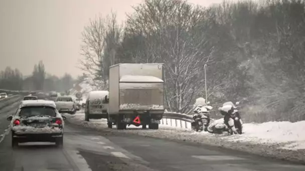 Neige et verglas : cinq départements du nord-ouest placés en vigilance orange