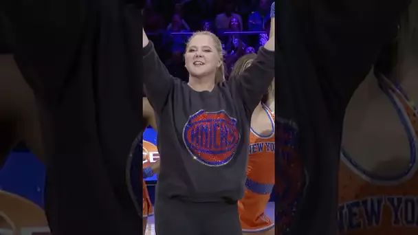 Amy Schumer is a Knick City Dancer tonight 😂