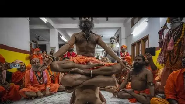 Des séances de yoga géantes pour la journée internationale de cette discipline