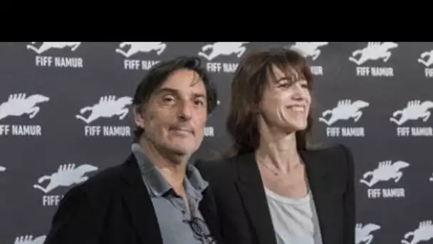 Charlotte Gainsbourg mariée à Yvan Attal ? La gaffe de Jane Birkin