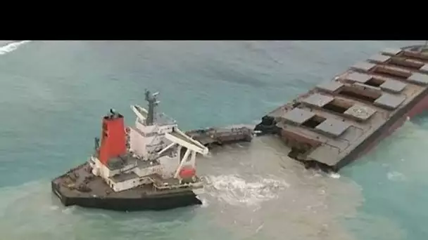 Le vraquier échoué au large de l'île Maurice s'est brisé en deux