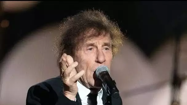 Alain Souchon, excédé : "On vit dans un monde de fous !"