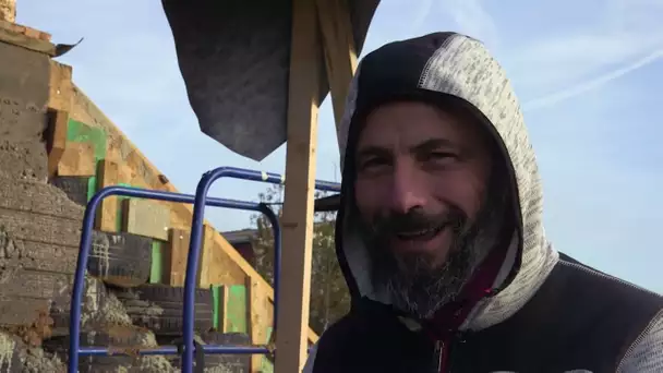 Comment Fred et Sabrina ont décidé de construire un earthship