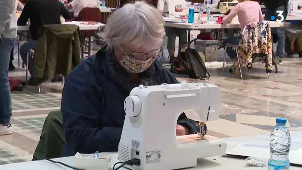 Coronavirus - masques : le hall de la mairie de Lille transformé en atelier de couture