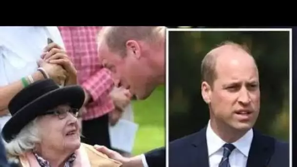 Le prince William partage un moment émouvant alors qu'il console une veuve de 100 ans lors de la cér