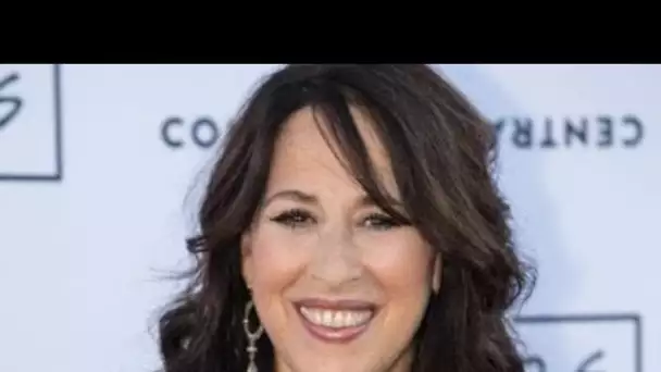 Maggie Wheeler a 60 ans : que devient l'irremplaçable Janice de la série Friends ?