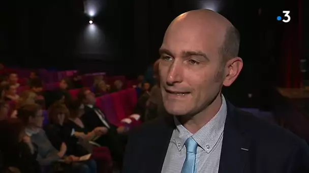 Le journaliste Nicolas Hénin intervient sur la question de la radicalisation