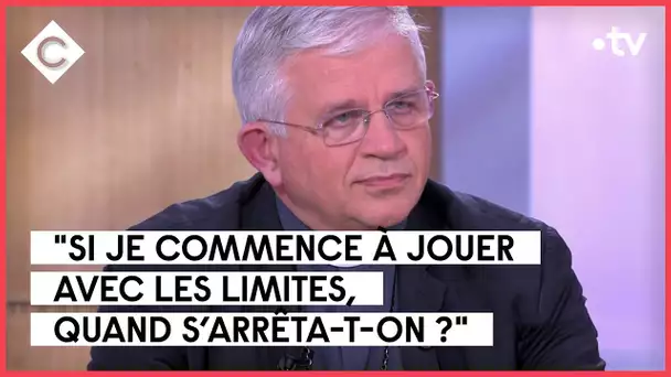 Euthanasie : une ligne rouge pour l’Église ? - Mgr Olivier Leborgne - C à Vous - 01/11/2022