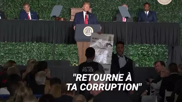 Donald Trump, interrompu en plein discours par un élu musulman anti-raciste