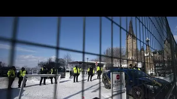 La police reprend progressivement le contrôle du centre d'Ottawa