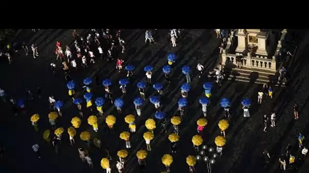 Manifestation à Prague : "Laissez l'Ukraine riposter !"