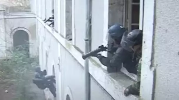 Instructeur dans un centre d'entrainement de gendarmerie