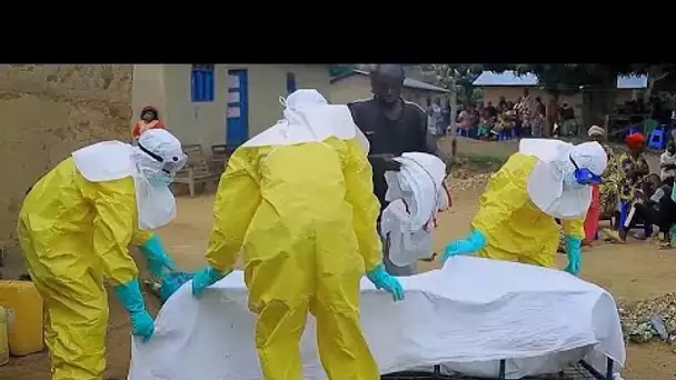 RDC : désinfection d'une maison après un cas suspect d'Ebola